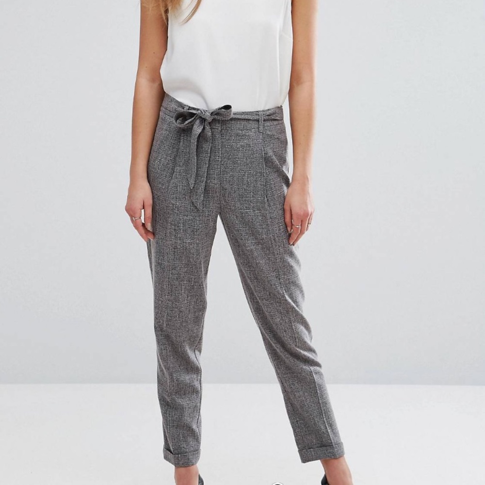 New Look Tie Waist cropped pants